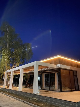 Оренда приміщення під кафе, ресторан 200 м2 м.Тячів - фото 1