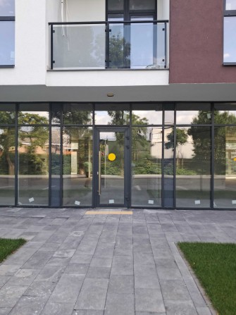 Оренда приміщення. Комерція. Центр міста Свалява. - фото 1