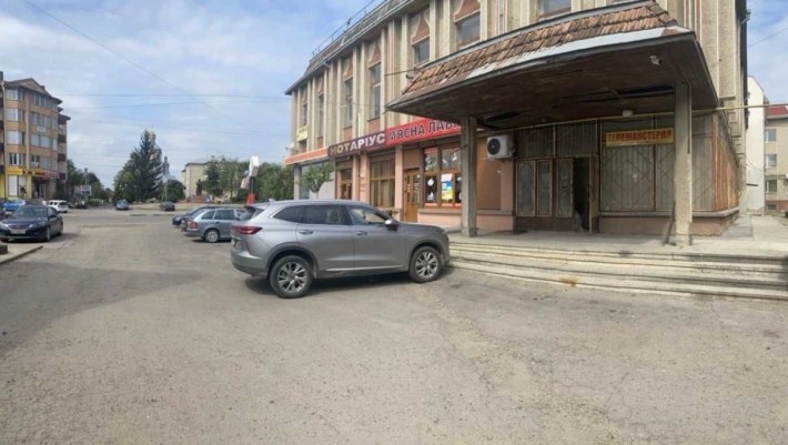 Оренда/продаж комерційної нерухомості м.Тисмениця - фото 1