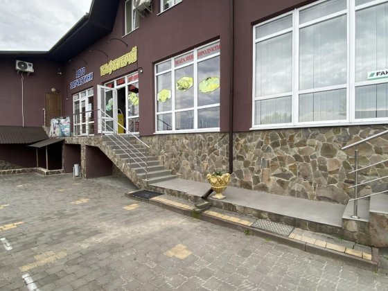 Оренда комерційного приміщення в Драгомирчанах Драгомирчаны