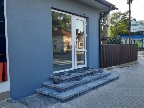 Оренда центр міста Шевченка 50 Снятин