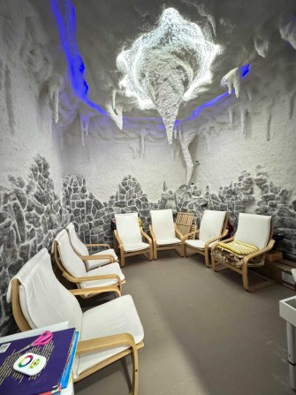 Приміщення для власного бізнесу.Велика прохідність Амосова 22 - фото 1