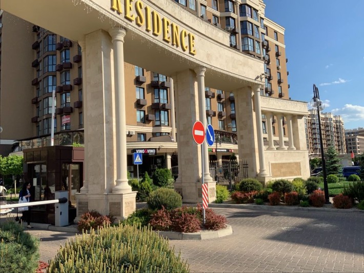 Коммерция оренда|92 м² в ЖК Резиденс | 600 грн/м² | 1 этаж - фото 1