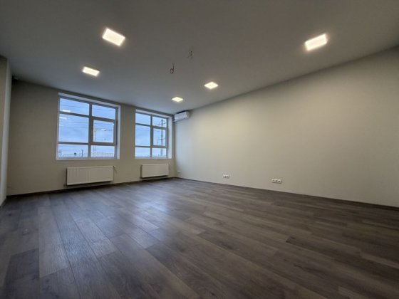 Оренда! Кабінети від 30 кв.м., Вул. Київська 1/5. Вишневе!є Генератор!