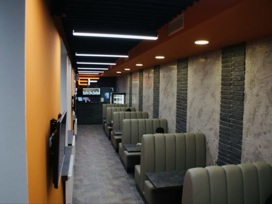 Діюче Кафе в оренду при фітнес клубі Борщагівка!!!ГЕНЕРАТОР Є!!!