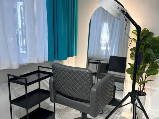 Здам місце для майстра кератина або нарощування волосся Жк Софія Софіївська Борщагівка