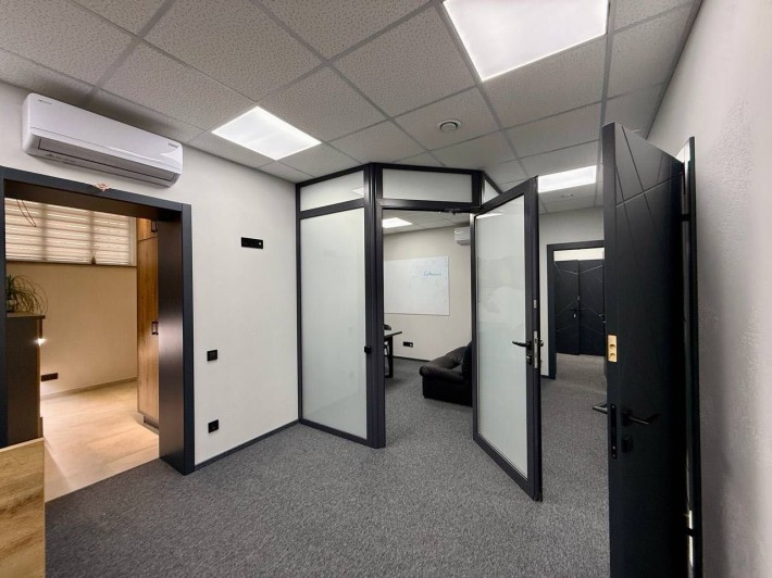 ЖК Софіївські Липки. Офісне приміщення 80 м2. - фото 1