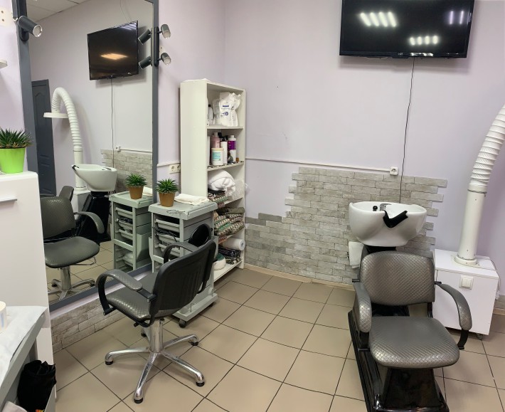 Оренда місця перукаря перукарське крісло - фото 1