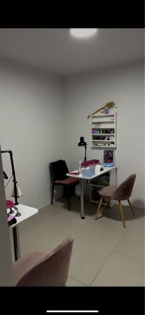 Оренда робочого місця майстра маникюру - фото 1