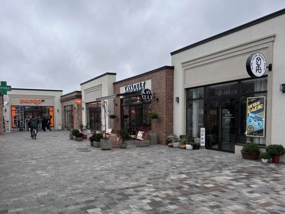 Аренда коммерческого фасадного помещения 120м² Козин.