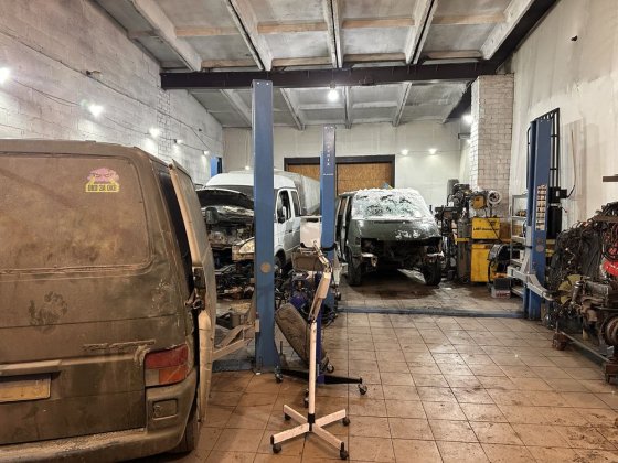 Здам на Кротова бокс автосервіс приміщення гараж сто