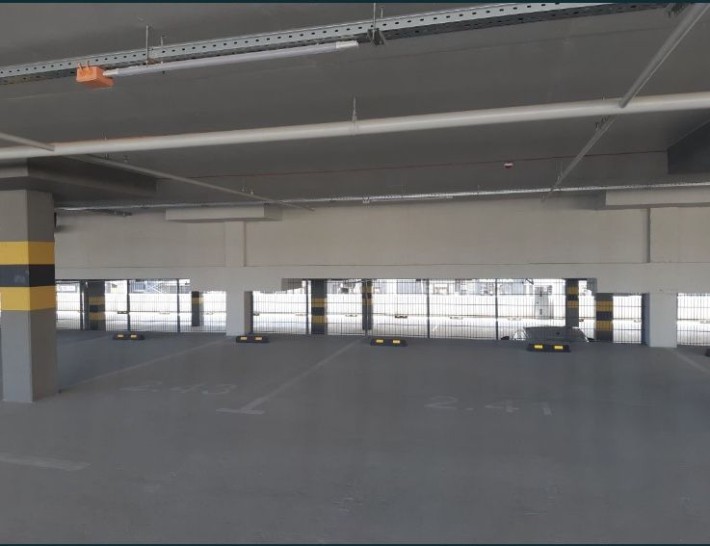 Оренда паркінг під дахом Данченко Ліпінка Крістер град Варшавський - фото 1