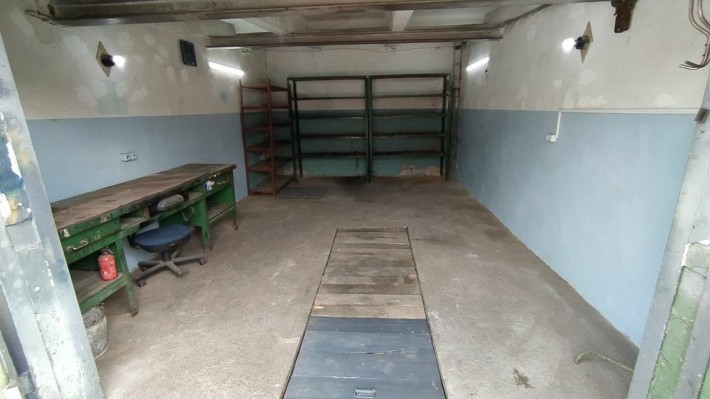 Большой гараж в кооперативе Турист, ул. Автотранспортная 12 - фото 1