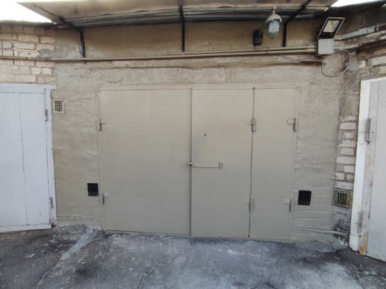 Сдам гараж (район Нагорка) выход на Ривер парк