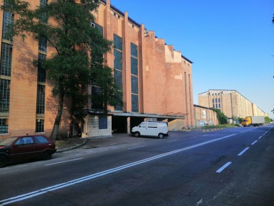 Сдаётся гаражный бокс Киев