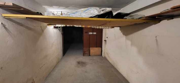 Оренда гаражу в кооперативі на вулиці Творчій. Штукатурений, сухий. - фото 1