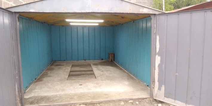 Оренда гаража, Максимовича 11 (бічна від Стрийської) - фото 1