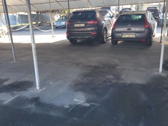 Сдам место на автостоянке Вузовская-1(возле таврии вузовской) Одеса