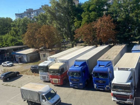 Оренда паркомісць для вантажівок Киев