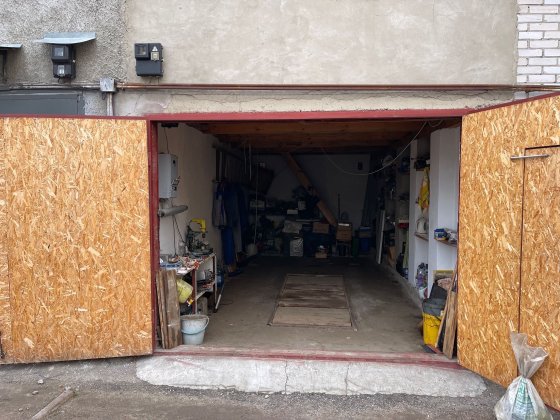Оренда двох поверхового гаража з ямою і погребом. Киев