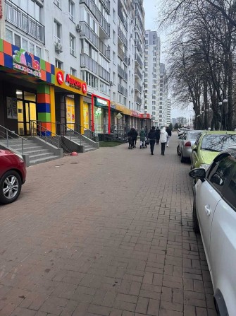 Супер фасад! Торговельне приміщення! Вишневе 64,9 м2 - фото 1