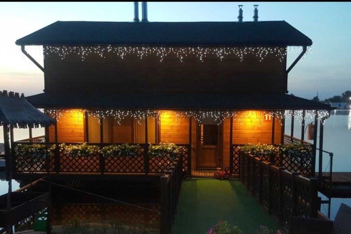 Оренда Енергонезалежного Будинку на воді під Києвом у КМ "Золоче" - фото 1