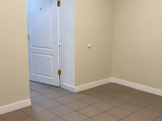 Оренда окремої кімнати робочого місця в салоні краси Чабани