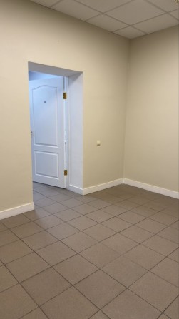 Оренда окремої кімнати робочого місця в салоні краси - фото 1