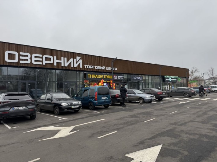 Оренда приміщень у ТЦ Озерний, Березань, без комісіі - фото 1