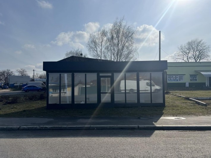 Здам в оренду приміщення для мережі 28 м2 - фото 1