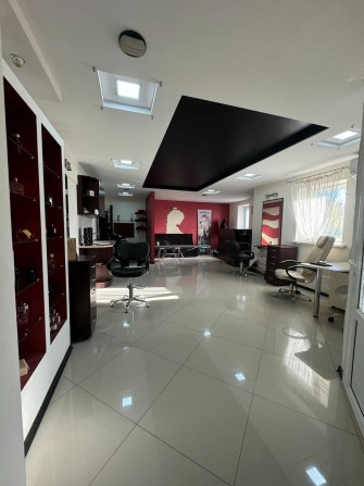 Нежитлове приміщення, м.Жовква - фото 1