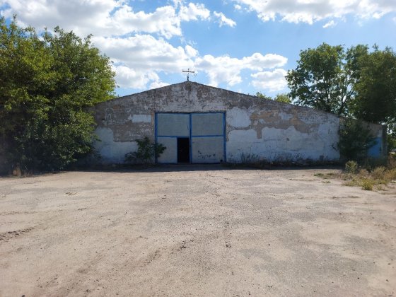 Склад 893 м2 зерновий , с.х. техніки Баштанка