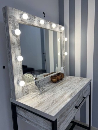 Аренда для мастера бровиста Радужный - фото 1