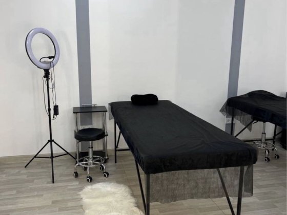 Аренда кушетки  для лешмейкера, перманента Радужный Лиманка