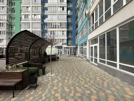 Аренда фасадного помещения в ЖК Акварель-2 Лиманка