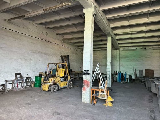 Здається в оренду вантажне СТО 336 кв.м,с Молодіжне. Від власника Молодежное