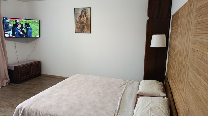 Комфортна квартира із зручним розташуванням,  Подобово, Дружба - фото 1