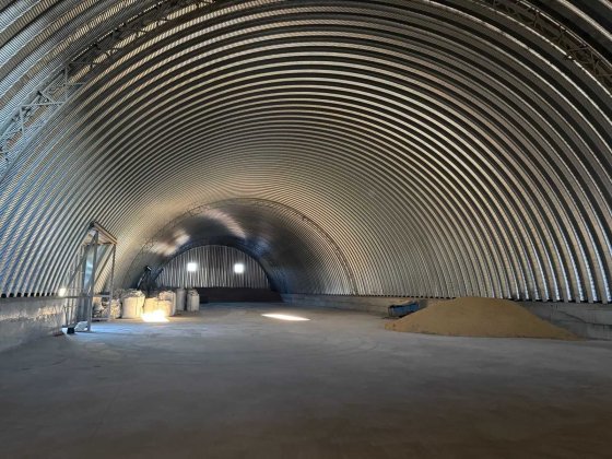 Оренда складських приміщень, та послуги зберігання Ланівці