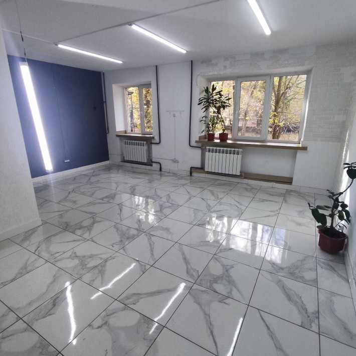 Оренда приміщення м. Златопіль  червона лінія - фото 1