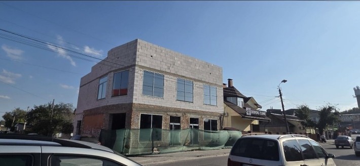 Оренда приміщення в центрі міста Полонне - фото 1