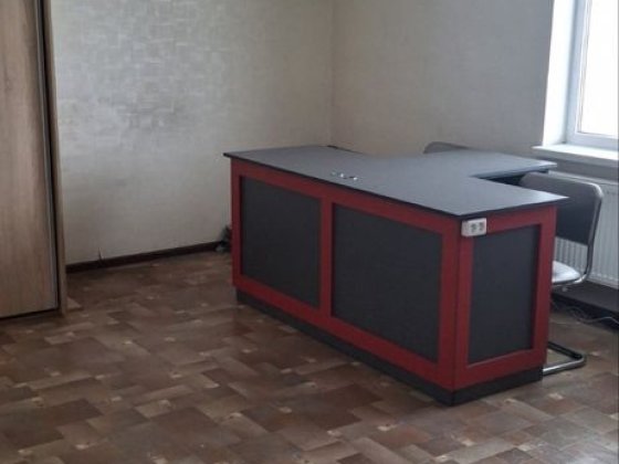 Пропоную в оренду дві кімнати 26,5 і40,5 м. кв Корсунь-Шевченковский