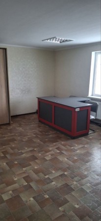 Пропоную в оренду дві кімнати 26,5 і40,5 м. кв - фото 1