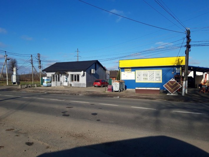 Оренда комерційної нерухомості с.шипинці біля центральної дороги - фото 1
