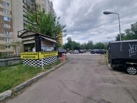 Оренда / Паркування / вул. Левка Лук’яненка, Мінський масив, Київ Киев