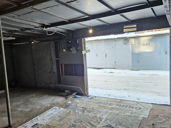 Здам гараж широкий Деснянський лісовий 5.20х7 під СТО виробництво скла Киев