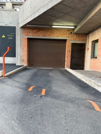 Оренда Підземний Паркінг жк л квартал м Берестейська Вацлава Гавела6/7 - фото 1