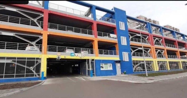 Продаж паркомісць в паркінгу по вул. Софії Русової (ПАТРІОТИК) - фото 1