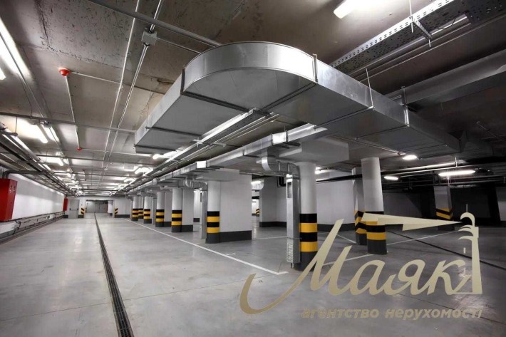 Оренда великого паркомісця 21м2 ЖК Новопечерські Липки, Драгомирова 3 - фото 1