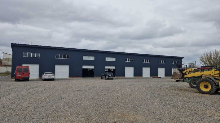 Оренда СТО, підйомники, яма, 6 боксів - фото 1