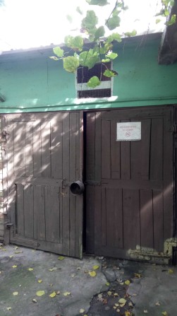 гараж продам в самом центре города - фото 1